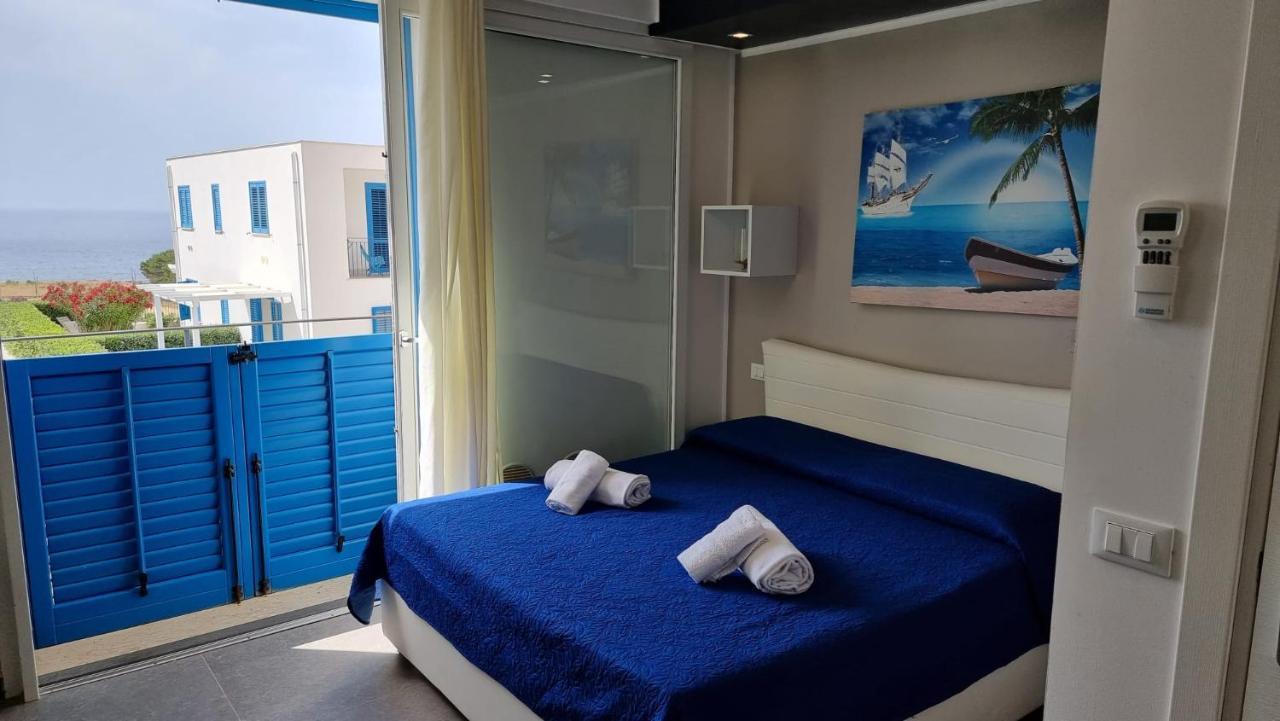 Room & Breakfast Cala Azzurra Macari Bagian luar foto