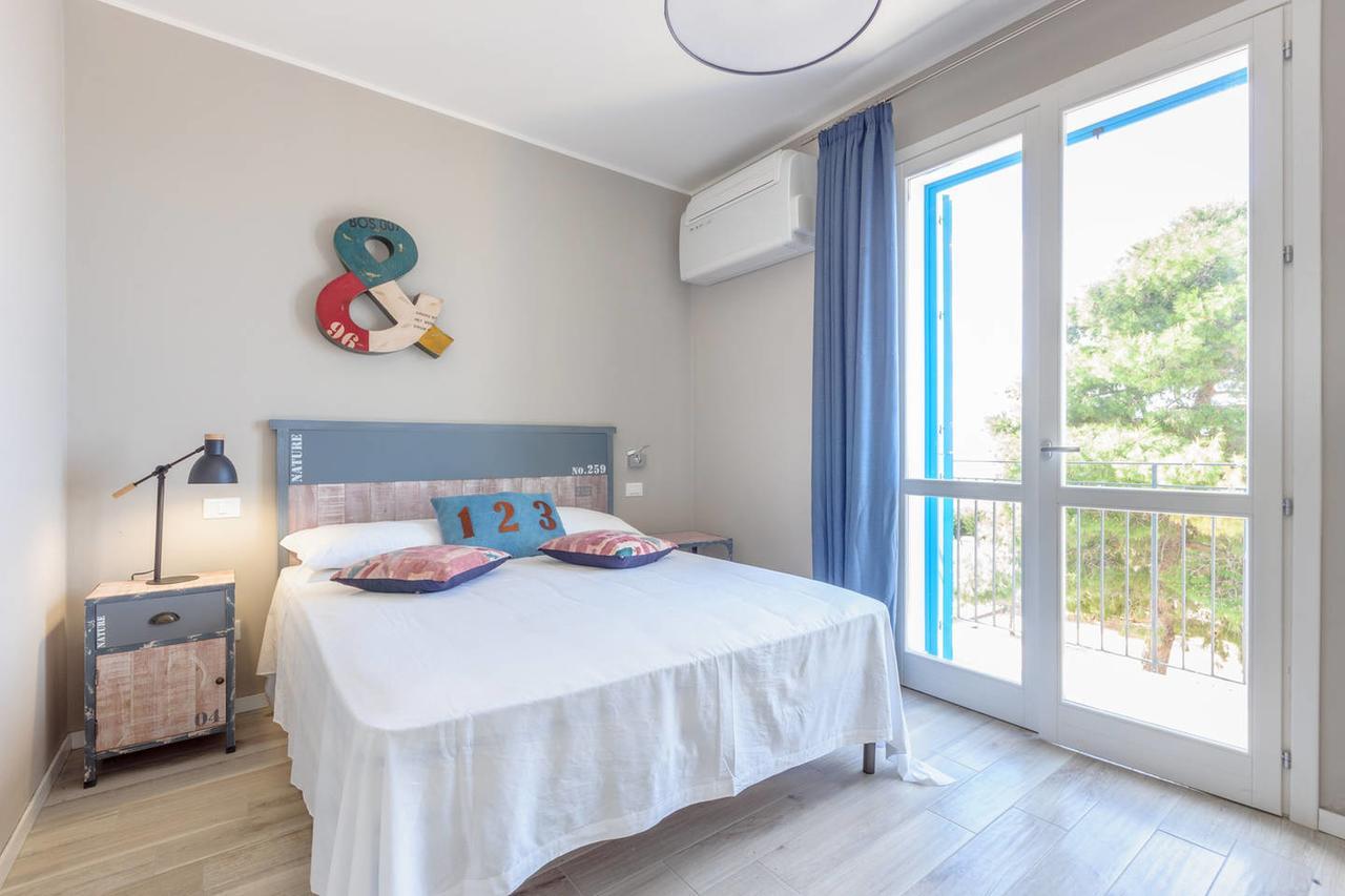 Room & Breakfast Cala Azzurra Macari Bagian luar foto